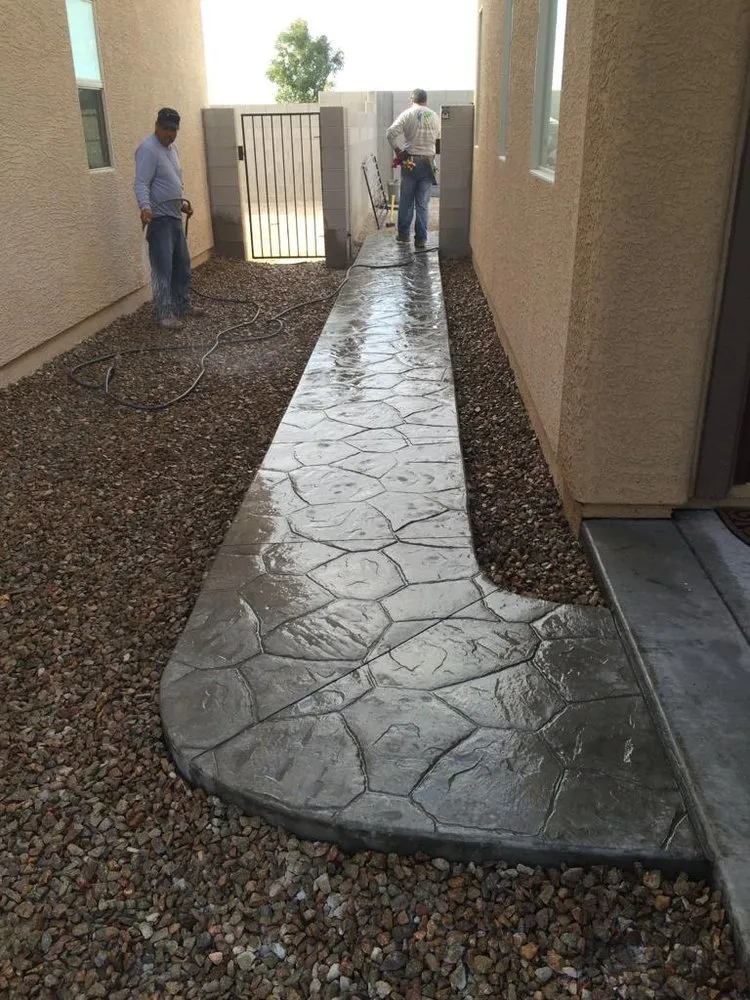 Affordable landscaping services for residential properties in Henderson, NV by M D Unique Touch