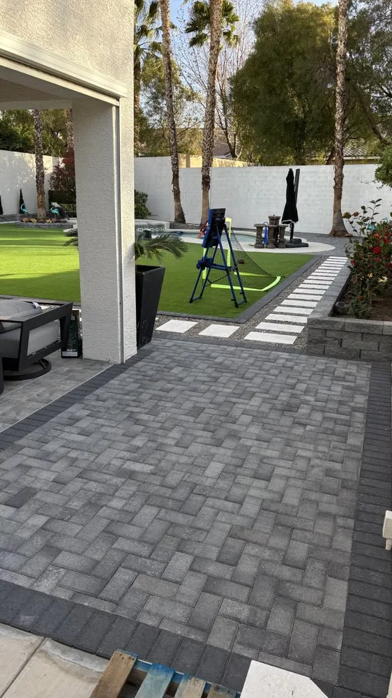 Top-rated yard cleanup service in Henderson, NV by M D Unique Touch