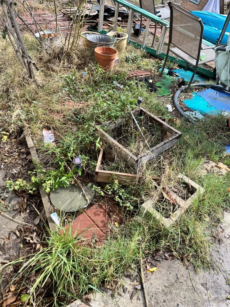 Trusted outdoor landscaping in San Antonio, TX by Mì Familia Landscaping