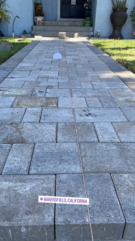 Top-rated lawn mowing service for year-round maintenance in Inglewood, CA by M Flores Landscape