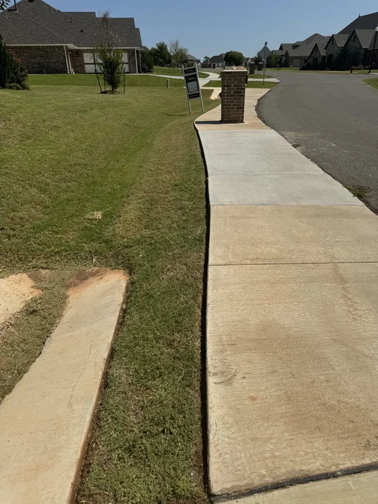 Custom landscaping services in Oklahoma City, OK - M G Lawn and Landscaping Services