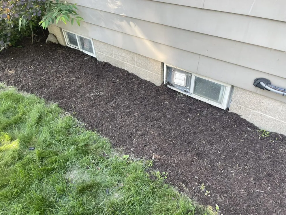 Professional lawn mowing service in Cuyahoga Falls, OH - M H Lawn Services