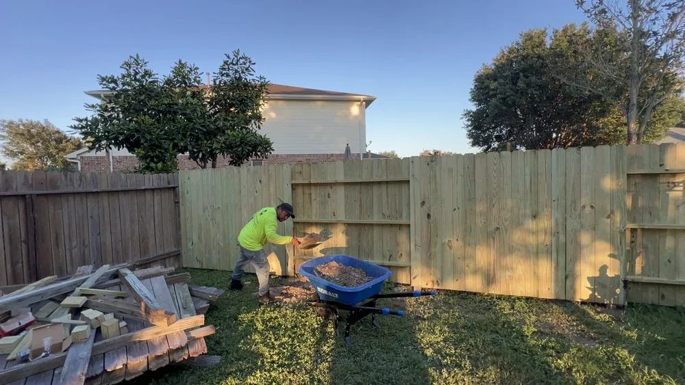 Top-rated garden landscaping for homes in Katy, TX by M J Gardening