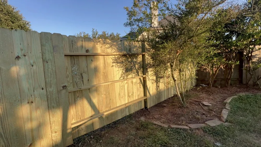 Professional outdoor landscaping in Katy, TX by M J Gardening