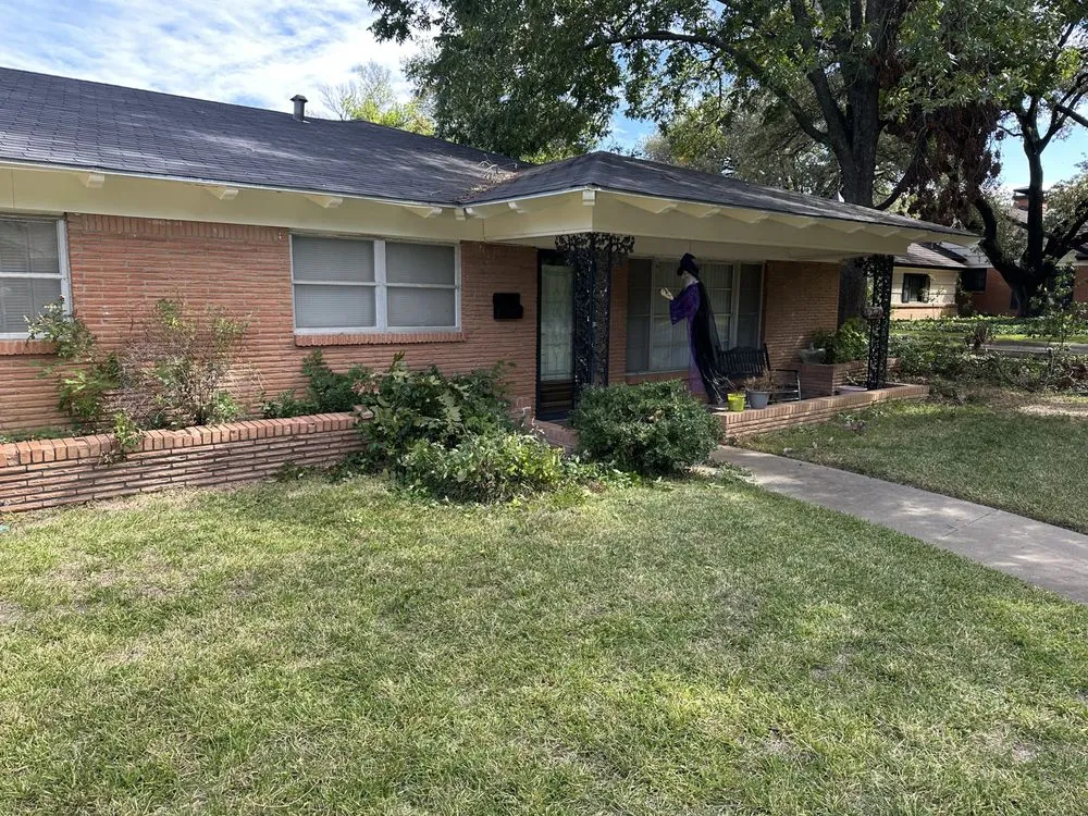 Top-rated landscaping services in Fort Worth, TX by M Lawn Care