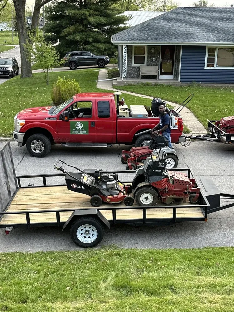 Affordable yard cleanup service in Cedar Rapids, IA - M Lawn Service