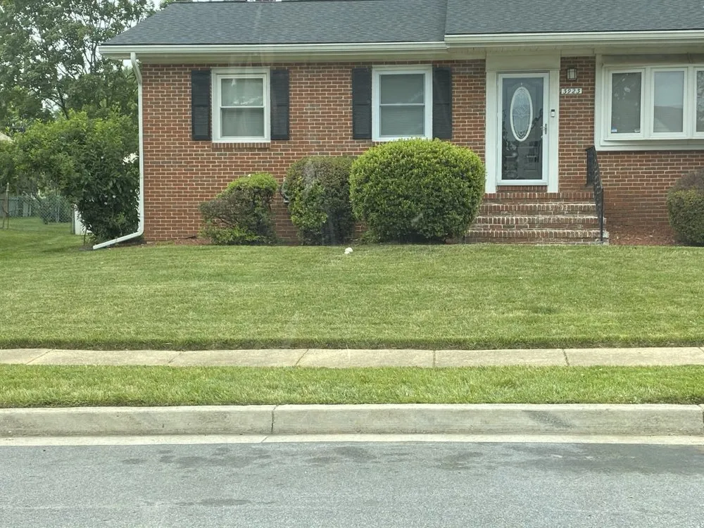 Top-rated garden landscaping experts serving Owings Mills, MD - M Linton Lawn Care Service