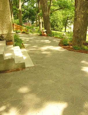 Top-rated yard cleanup service with custom design across Runnells, IA - M R 2 Services
