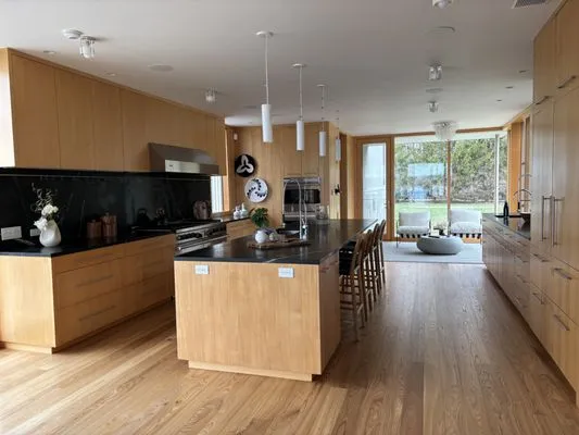 M. R. House Cleaning Services Logo