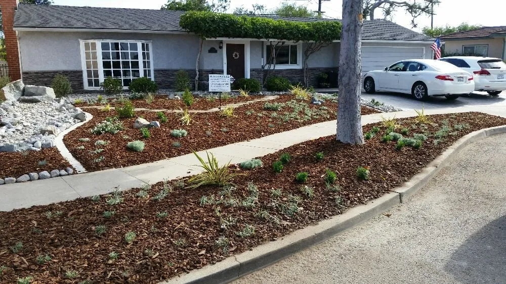 Trusted lawn mowing service experts serving Inglewood, CA - M. Rodriguez Landscape