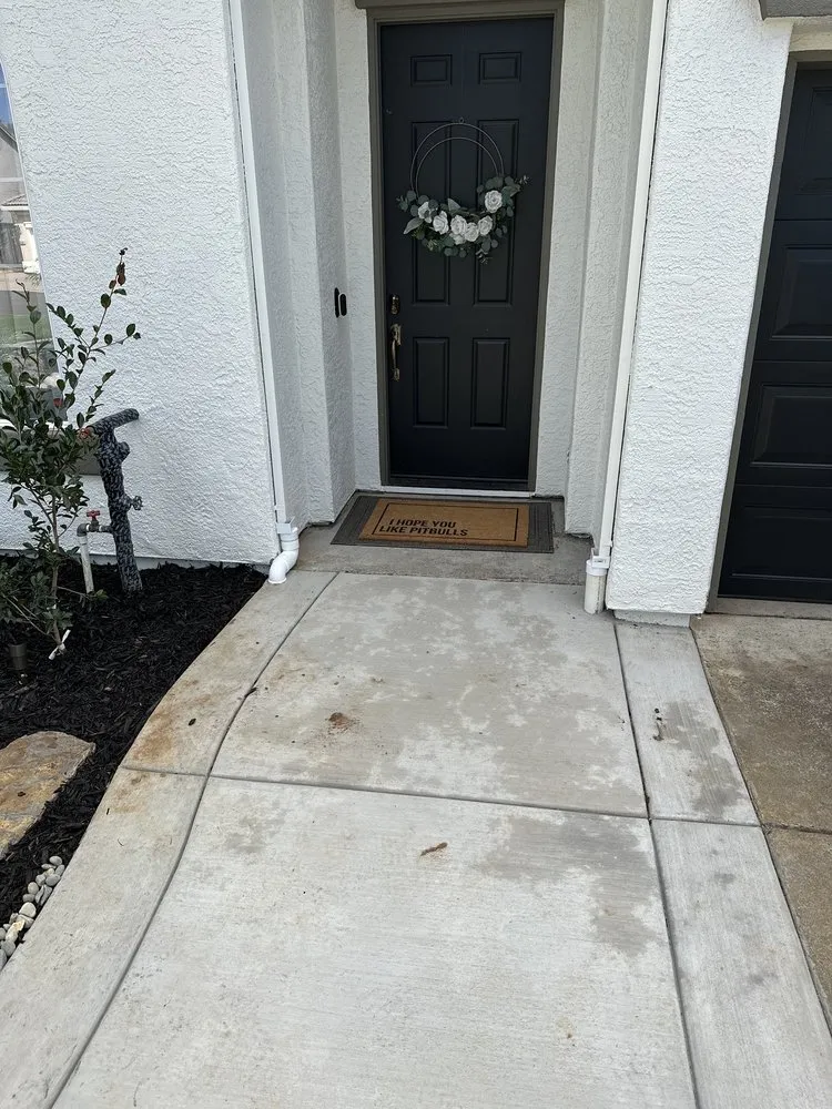 Custom lawn mowing service for homes across Placerville, CA - M Sanchez Landscape