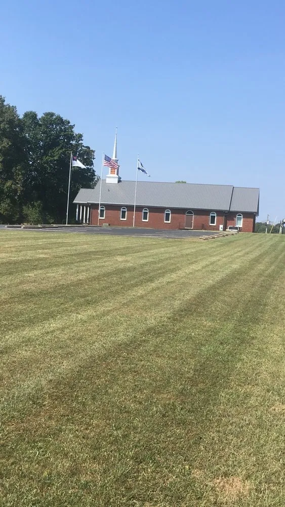 Expert garden landscaping near you in Horse Cave, KY by M Squared Contracting