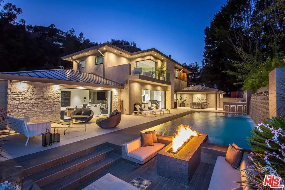 Top-rated landscaping services in Los Angeles, CA by M Squared Landscapes