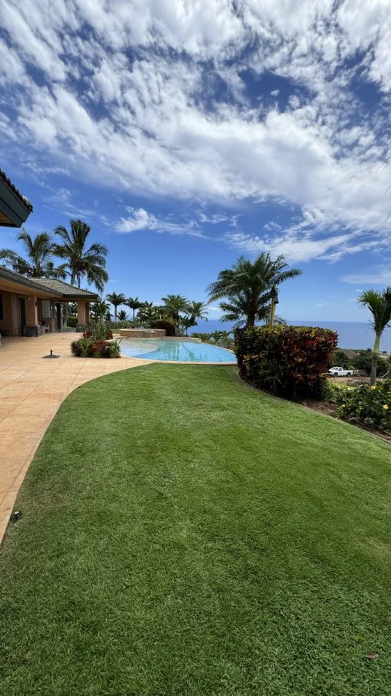 Expert lawn mowing service in Lahaina, HI by M T Landscaping