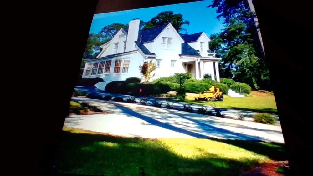 Custom yard cleanup service experts serving Columbia, SC - M Woods Landscaping