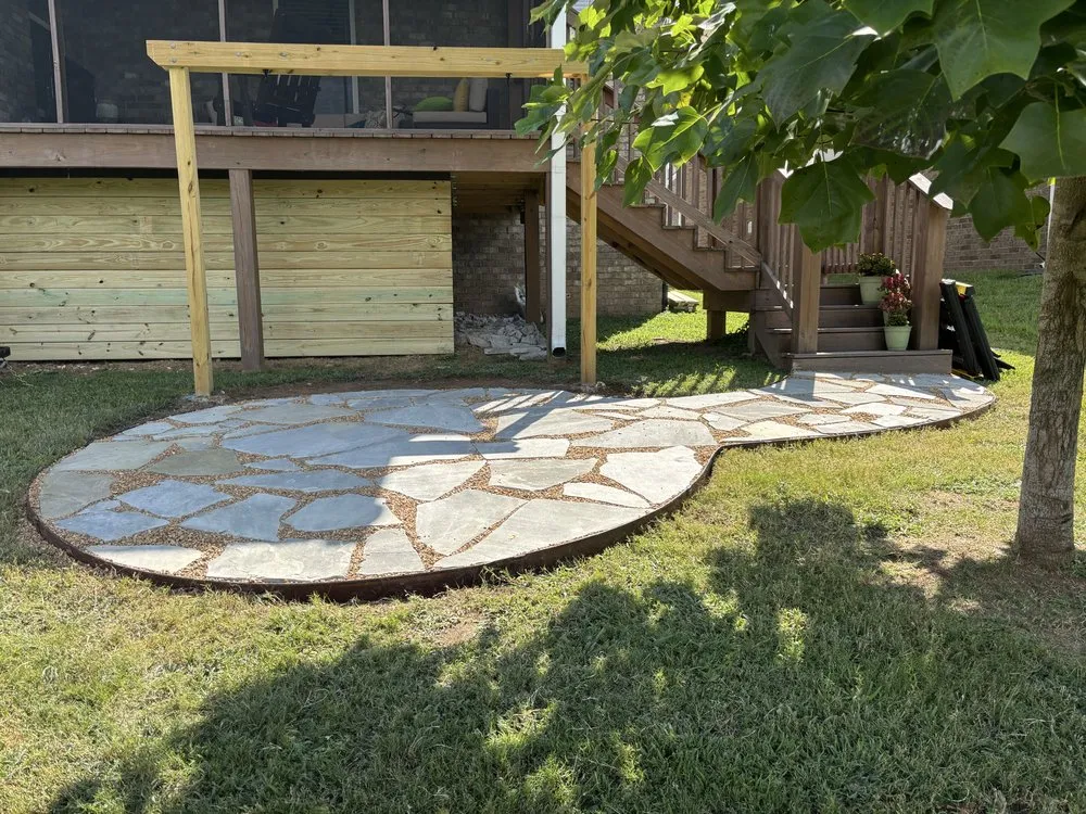 Professional garden landscaping in Hermitage, TN by M3 Logistics