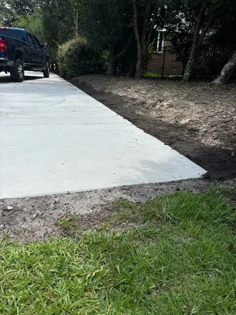 Local lawn mowing service in Jacksonville, NC by M4 Services