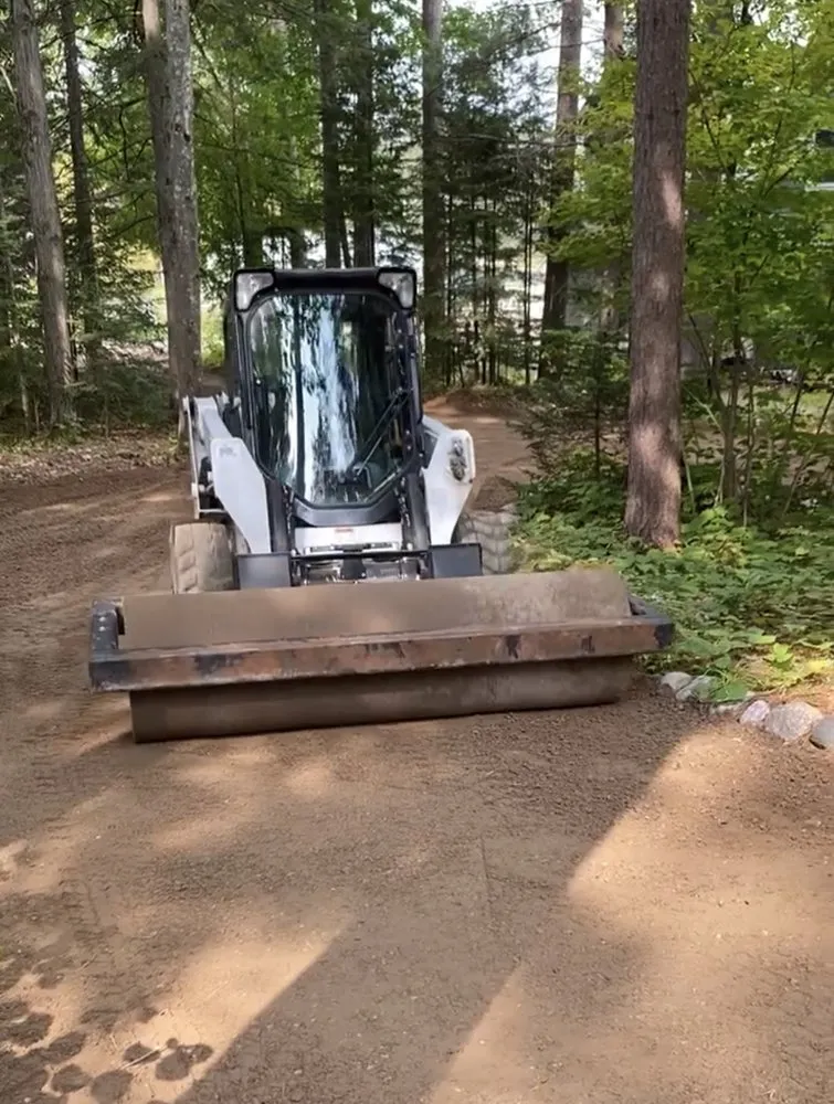 Local lawn mowing service experts serving Crandon, WI - M5 Land Services