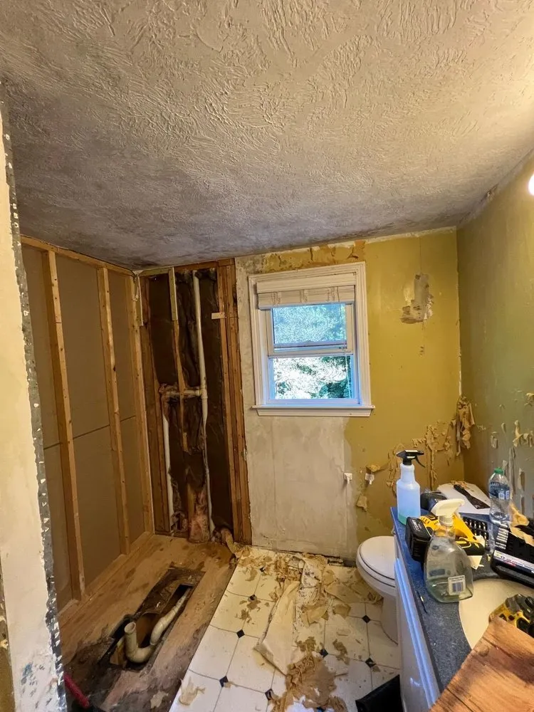 Expert lawn care service in Hingham, MA - Ma Home Squad