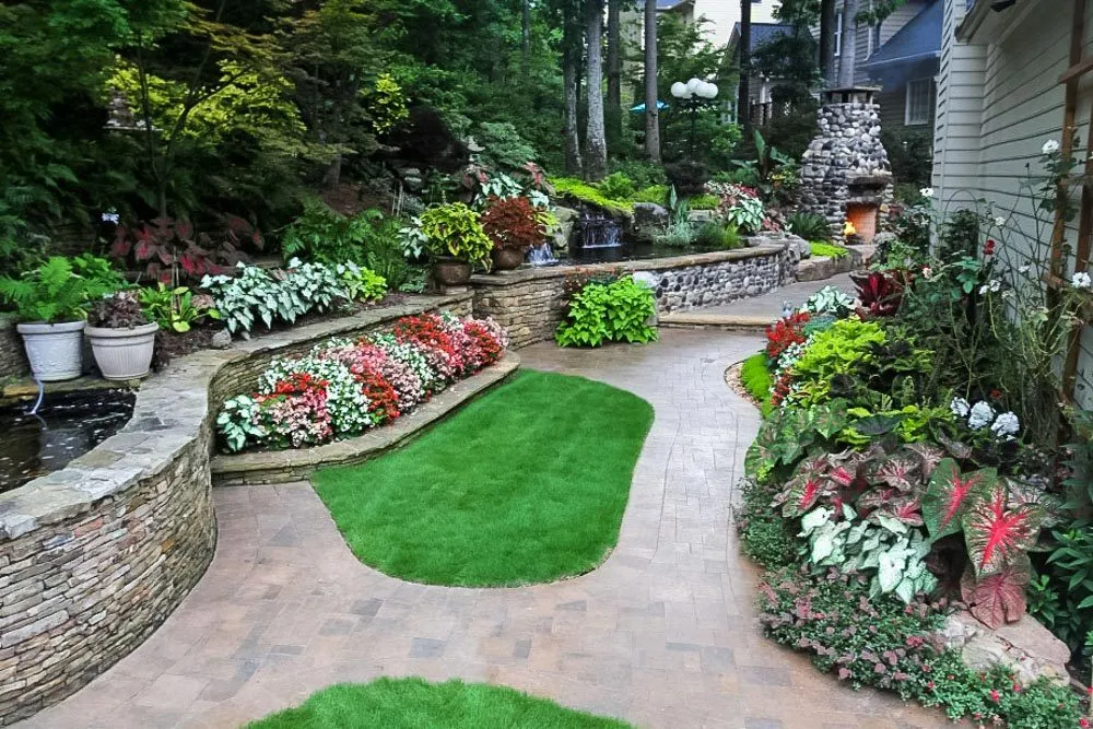 Professional landscape design for residential properties in Round Lake Park, IL by M.A. Lawn Service