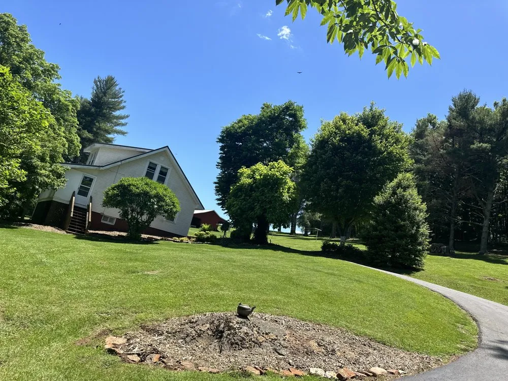 Professional lawn care service in Fort Chiswell, VA - Mabes Landscaping