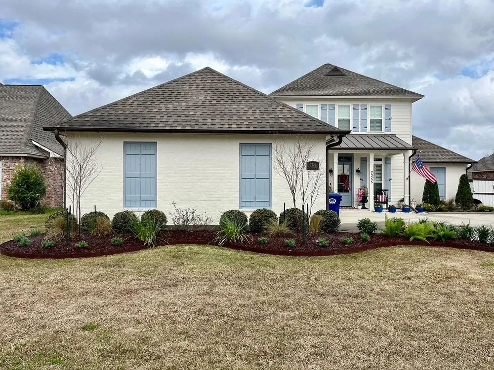 Trusted lawn care service in Baton Rouge, LA by Mabry Landscape Contractors