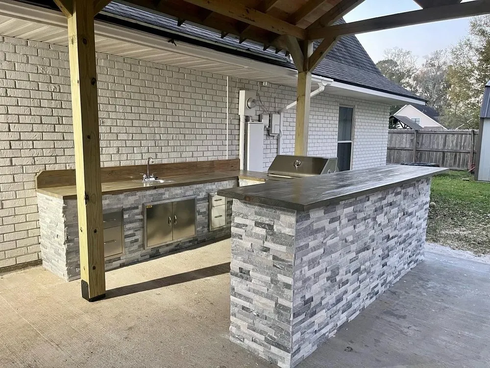 Custom landscape design in Baton Rouge, LA by Mabry Landscape Contractors