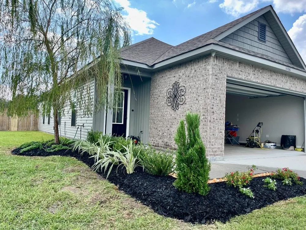 Expert lawn care service in Baton Rouge, LA by Mabry Landscape Contractors