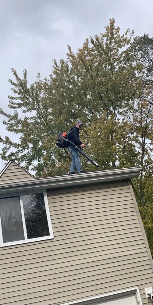 Custom landscaping services experts serving Merrionette Pk, IL - Mac Home Services