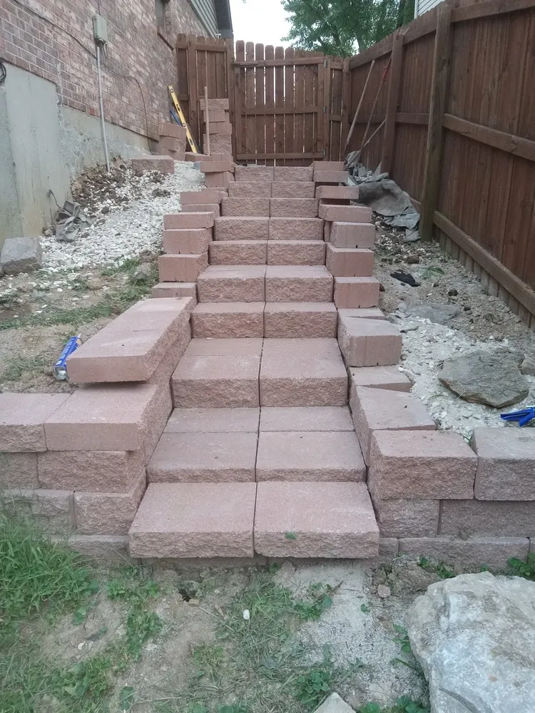 Expert landscape installation in De Soto, MO - Mac Tree Land Scape