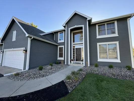 Macam Outdoor Services Logo