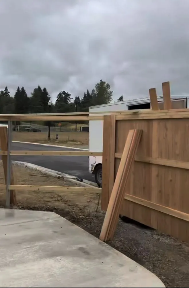 Custom residential landscaping experts serving Bay Shore, NY - Macaslandscape Commercial & Residential services