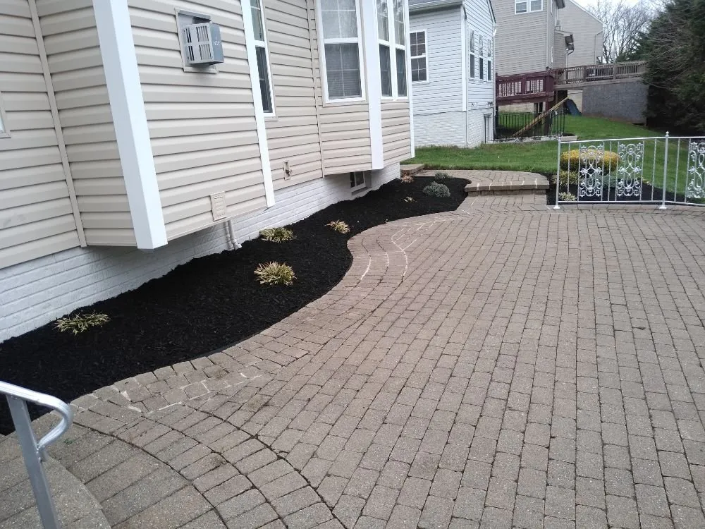 Local lawn care service experts serving Owings Mills, MD - Machado Landscaping & Tree Services