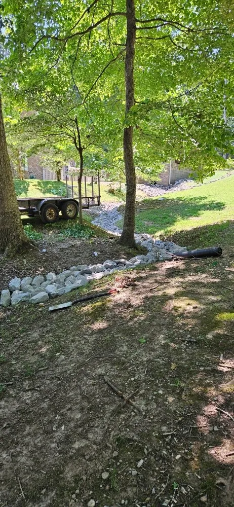 Local landscape design experts serving Boaz, KY - Machaen's Lawn Services
