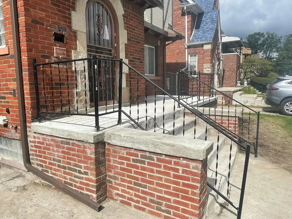 Professional landscape installation experts serving Pontiac, MI - Machos Landscape Design & Construction