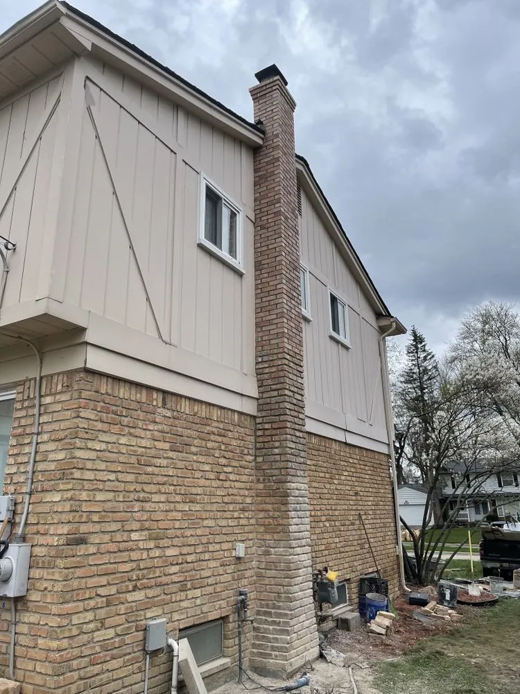 Custom lawn mowing service experts serving Pontiac, MI - Machos Landscape Design & Construction