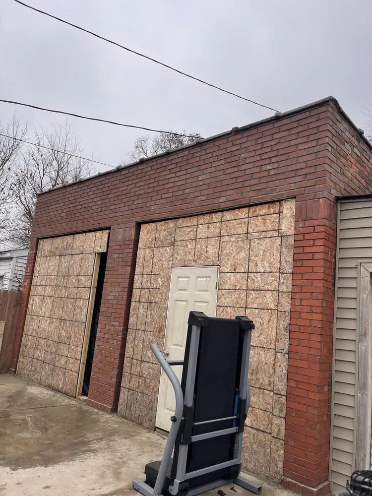 Custom lawn care service for outdoor upgrades across Pontiac, MI - Machos Landscape Design & Construction