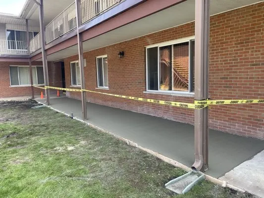 Machos Landscape Design & Construction Logo