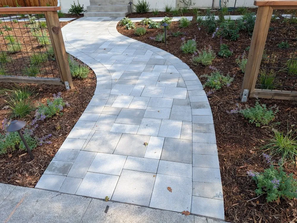 Custom garden landscaping for residential properties across Menlo Park, CA - Machtinger Landscaping