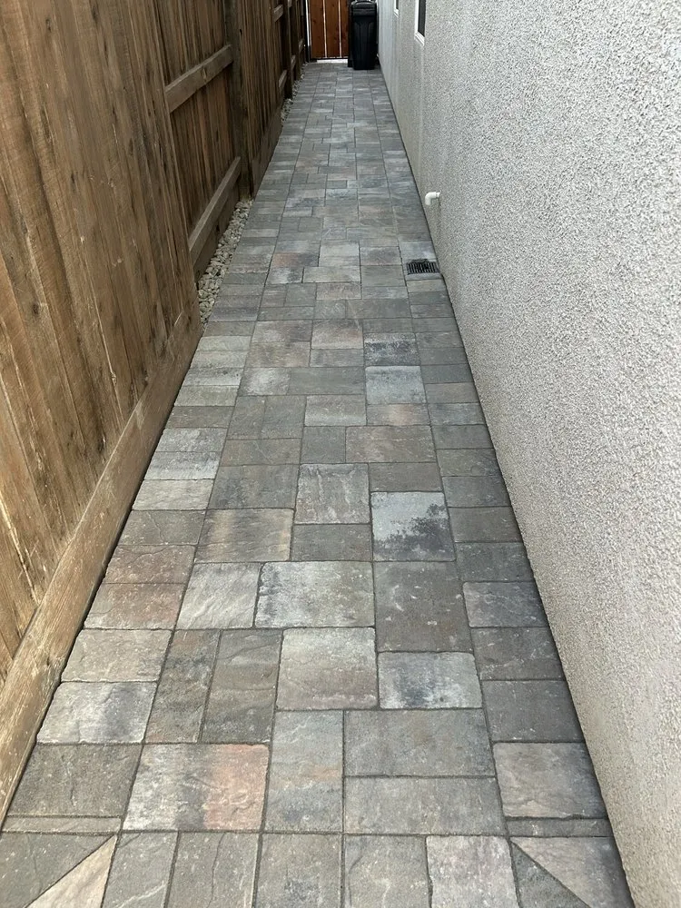 Local yard maintenance in Ceres, CA by Macias Landscaping & Paving