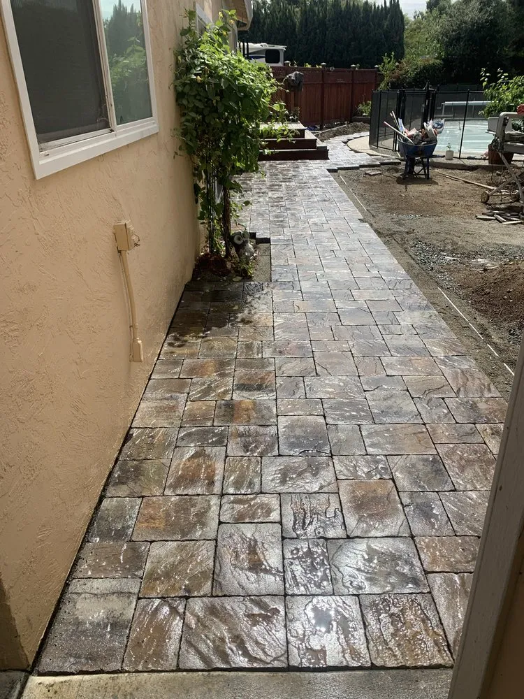 Trusted residential landscaping experts serving Ceres, CA - Macias Landscaping & Paving