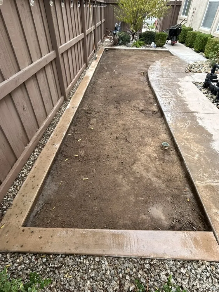 Professional landscape installation experts serving Ceres, CA - Macias Landscaping & Paving