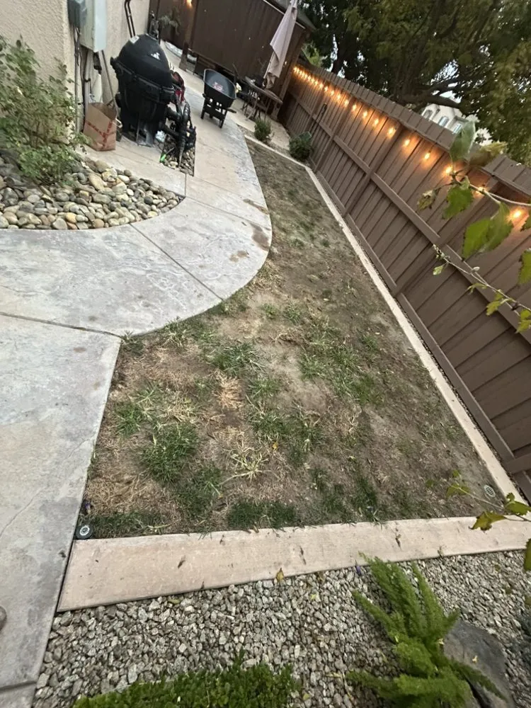 Custom lawn mowing service in Ceres, CA by Macias Landscaping & Paving