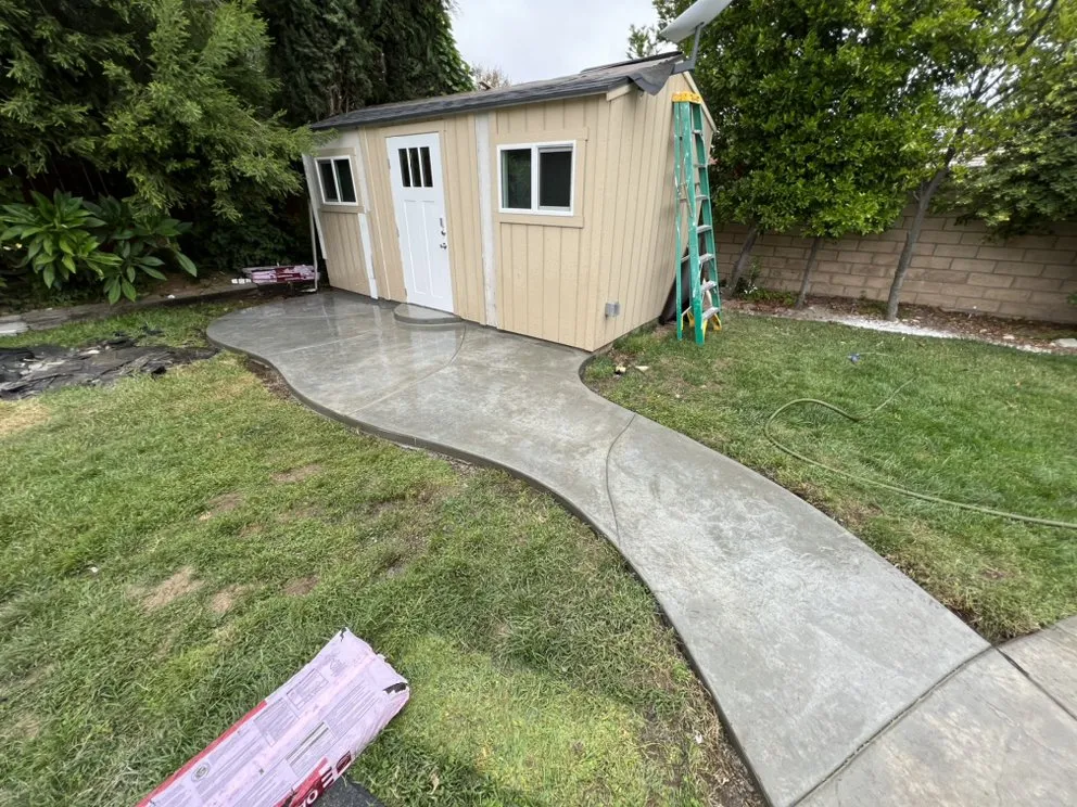 Top-rated lawn care service in Hesperia, CA by Macias Landscaping