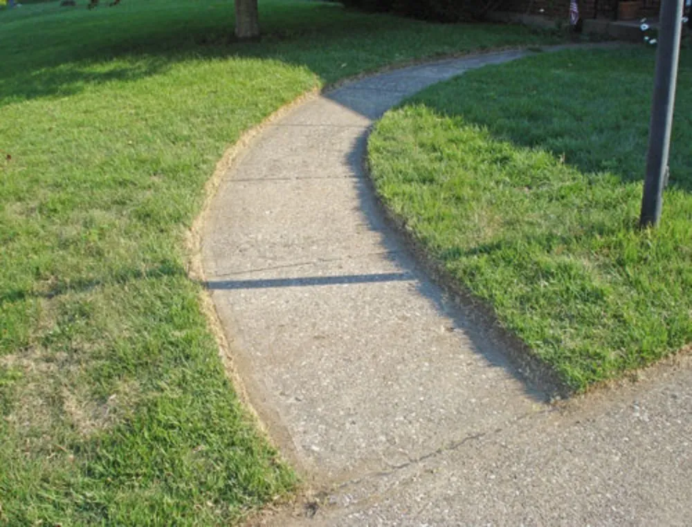 Custom lawn care service in Moore, OK by Macks Lawn Care