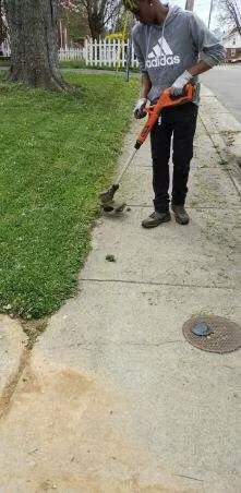 Expert lawn mowing service in Roanoke, VA by Mack's Lawn Care