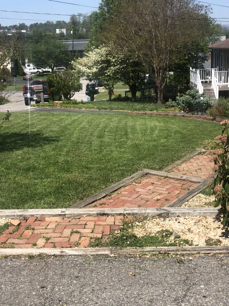 Affordable lawn mowing service in Roanoke, VA by Mack's Lawn Care