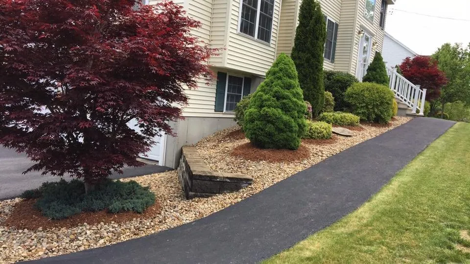 Reliable yard maintenance experts serving Dracut, MA - MacNeill Landscaping