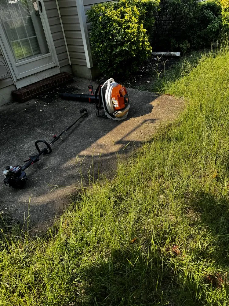 Professional yard cleanup service in Fayetteville, NC by Mac’s Lawn Care
