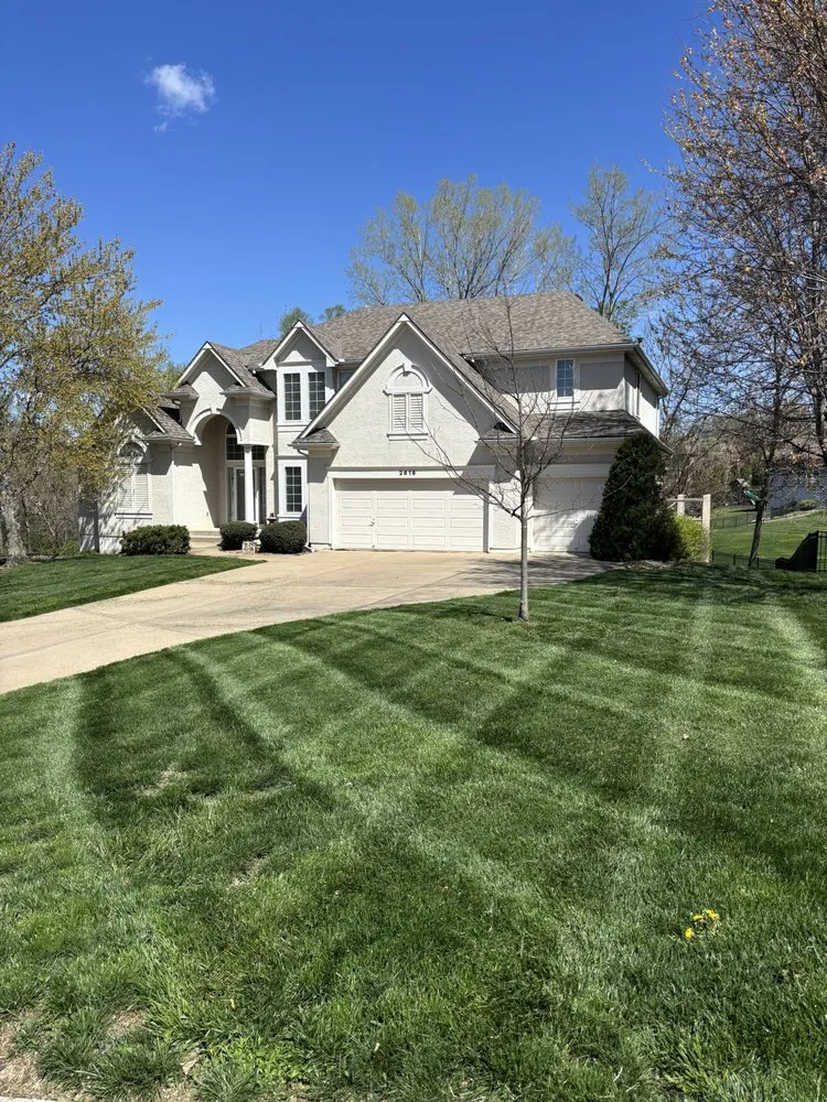 Affordable yard maintenance for year-round maintenance across Lee's Summit, MO - Macs Lawn Care